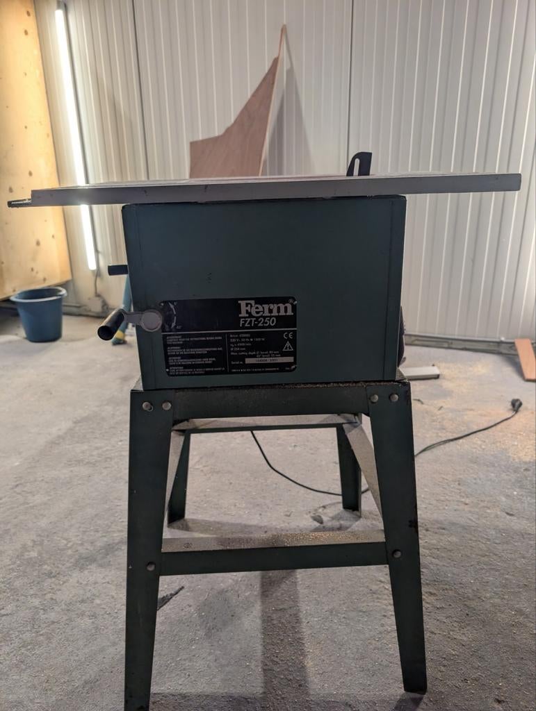 Ferm FZT-250 Zaagtafel - Gebruikt, Werkt Goed, Doe-het-zelf en Verbouw, Ophalen, Gebruikt, Cirkelzaag, Ferm