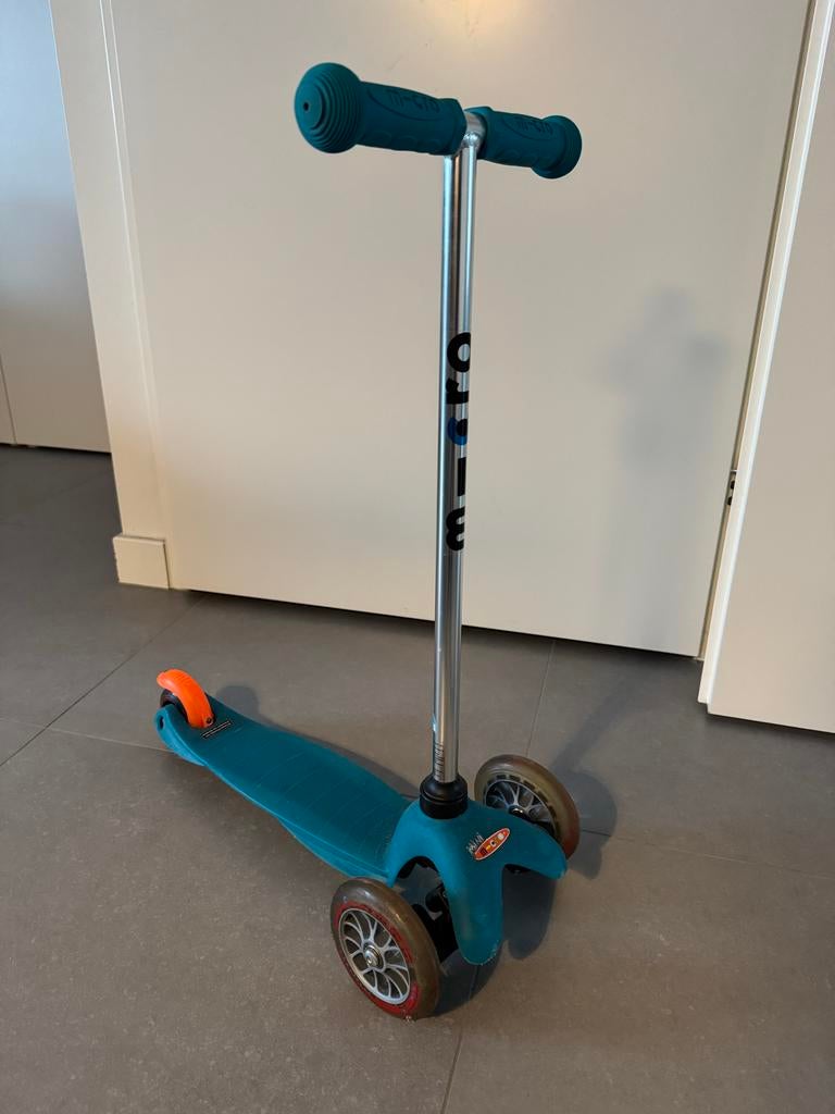 Micro step met zitje  (kleur groen) - Zo goed als nieuw, Ophalen, Zo goed als nieuw, Gewone step