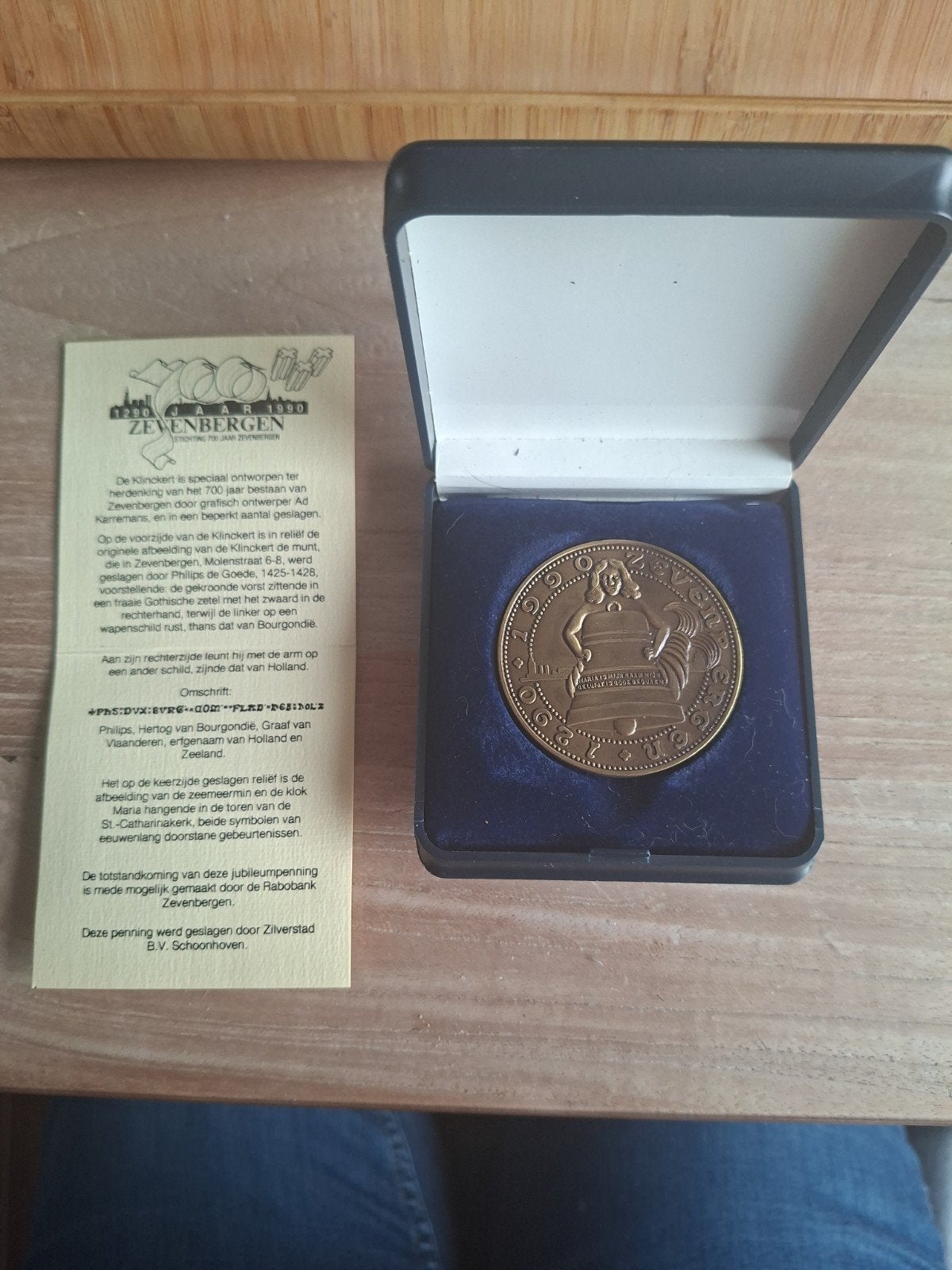 Herdenkingsmunt 700 jaar Zevenbergen, Postzegels en Munten, Ophalen of Verzenden, Overige materialen