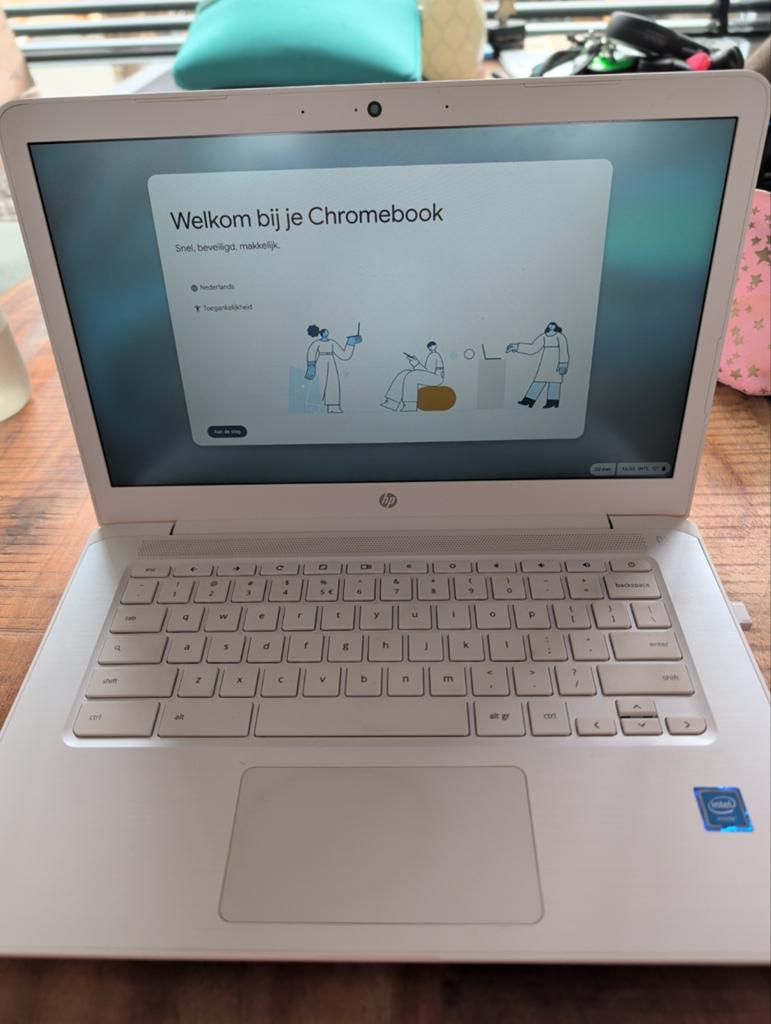HP Chromebook - Wit, Zo goed als nieuw, Computers en Software, Chromebooks, Gebruikt, 14 inch, 4 GB of minder, 32 GB of minder