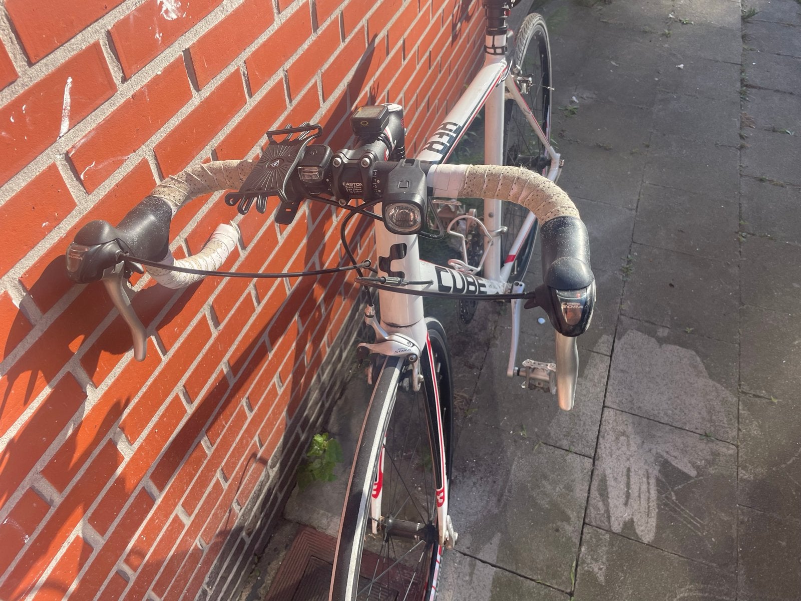 Cube Peloton racefiets - Wit/Rood - Gebruikt, Fietsen en Brommers, Fietsen | Racefietsen, 28 inch, Gebruikt, Aluminium, Meer dan 20 versnellingen