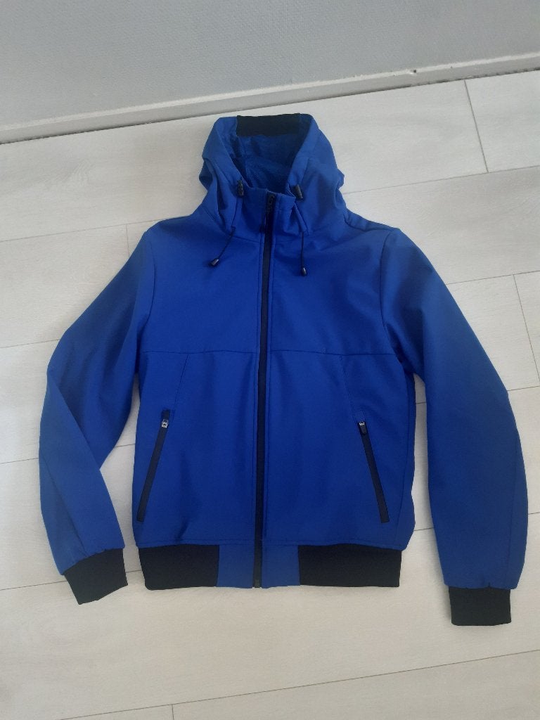 WE Fashion softshell jas kobaltblauw maat XS, Ophalen, Zo goed als nieuw, Maat 46 (S) of kleiner, Blauw