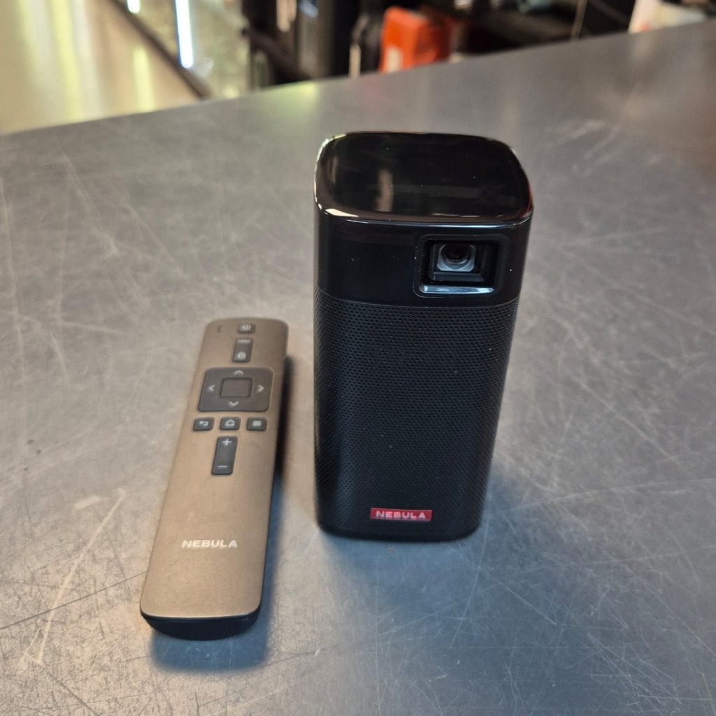 Nebula Apollo mini beamer in nette staat | nwpr 419 euro, Flex Ltd., Zo goed als nieuw, https://flex.com/contact-us, Nobelstraat 10, 5807 GA Oostrum LB, Limburg, Nederland