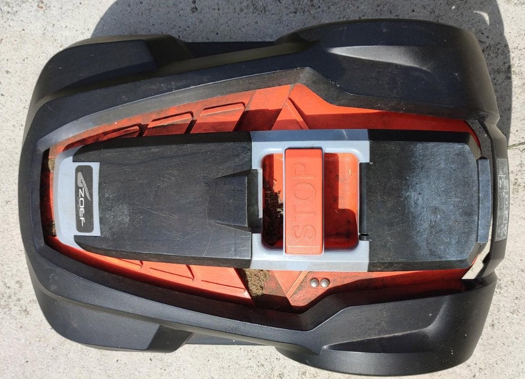Zoef robotmaaier Harm 2.0 - 1x werkend en 1x defect, Tuin en Terras, Robotmaaiers, Ophalen, Gebruikt, Zoef, Met regensensor