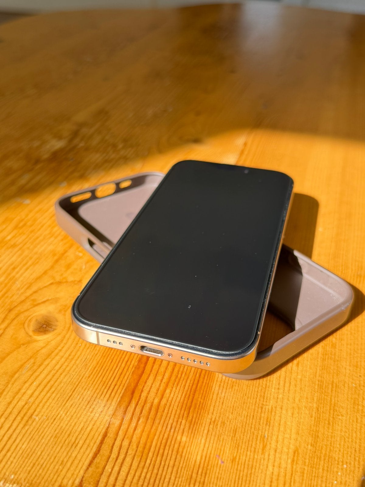 Iphone 16 pro gold 128, Ophalen of Verzenden, Zo goed als nieuw