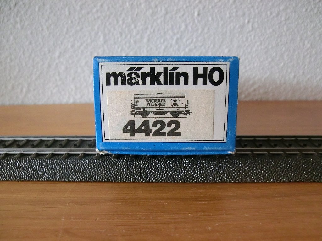 Marklin bierwagen nr 4422 Wickuler Pilsener, Wisselstroom, Gebruikt, Wagon, Ophalen of Verzenden