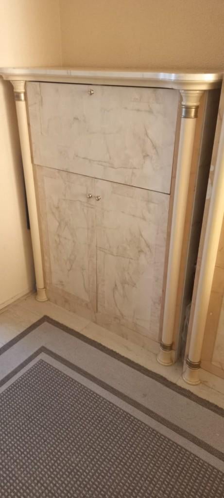 Beige kast, Huis en Inrichting, Kasten | Kledingkasten, Ophalen, Overige materialen, 100 tot 150 cm, 100 tot 150 cm
