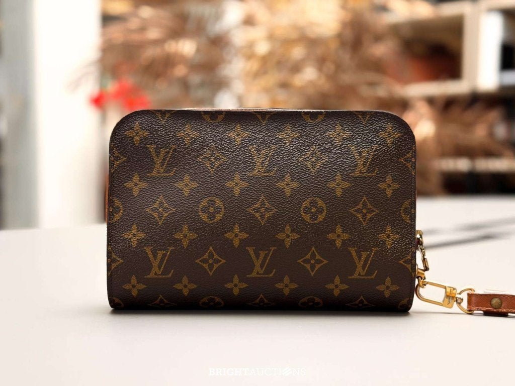 Louis Vuitton Monogram Clutch, Gebruikt, Bruin, Overige typen, Niet ingevuld