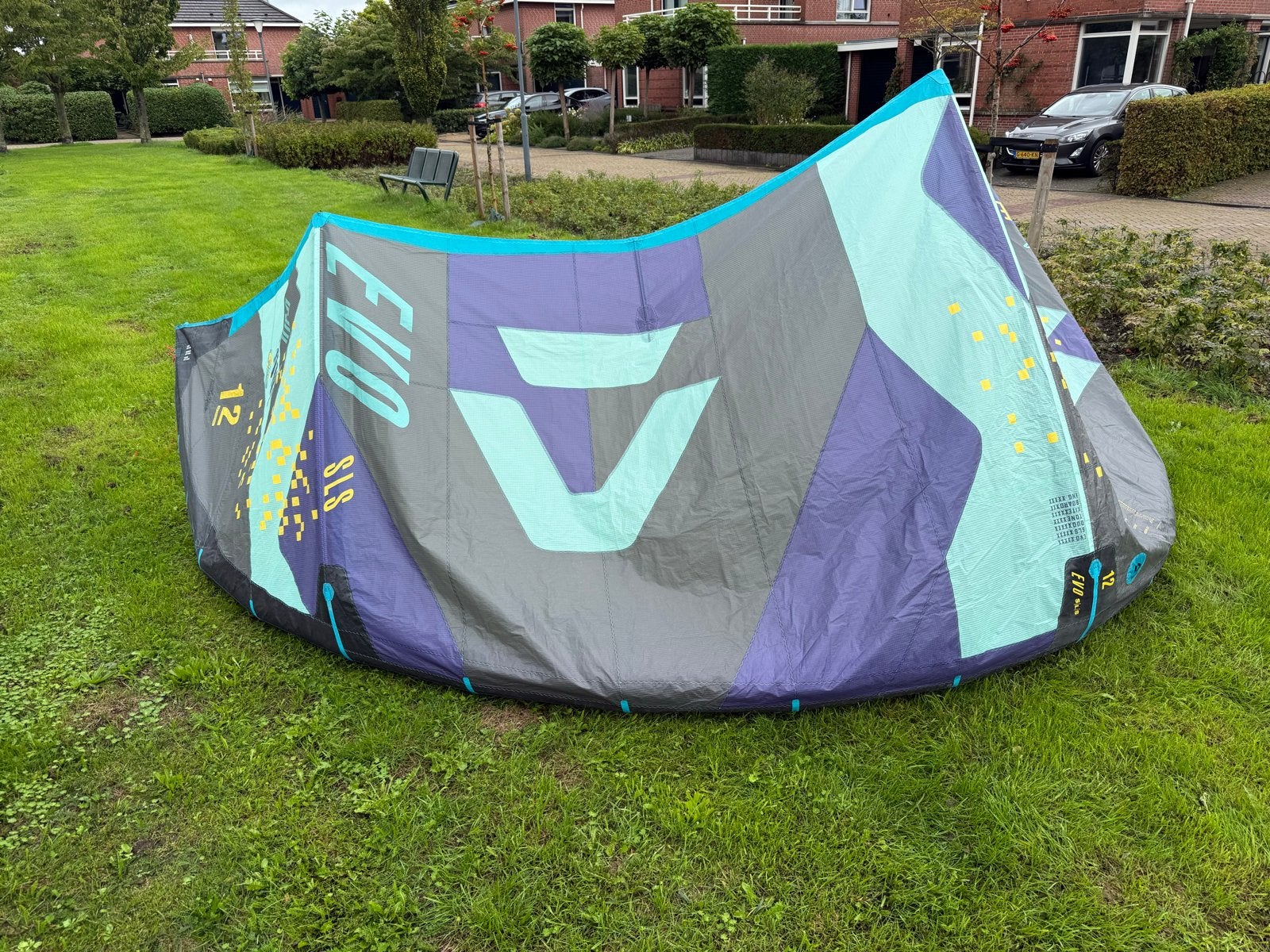 Duotone Evo SLS 12m² ZGAN, Geen board, Ophalen of Verzenden, Zo goed als nieuw, Kite