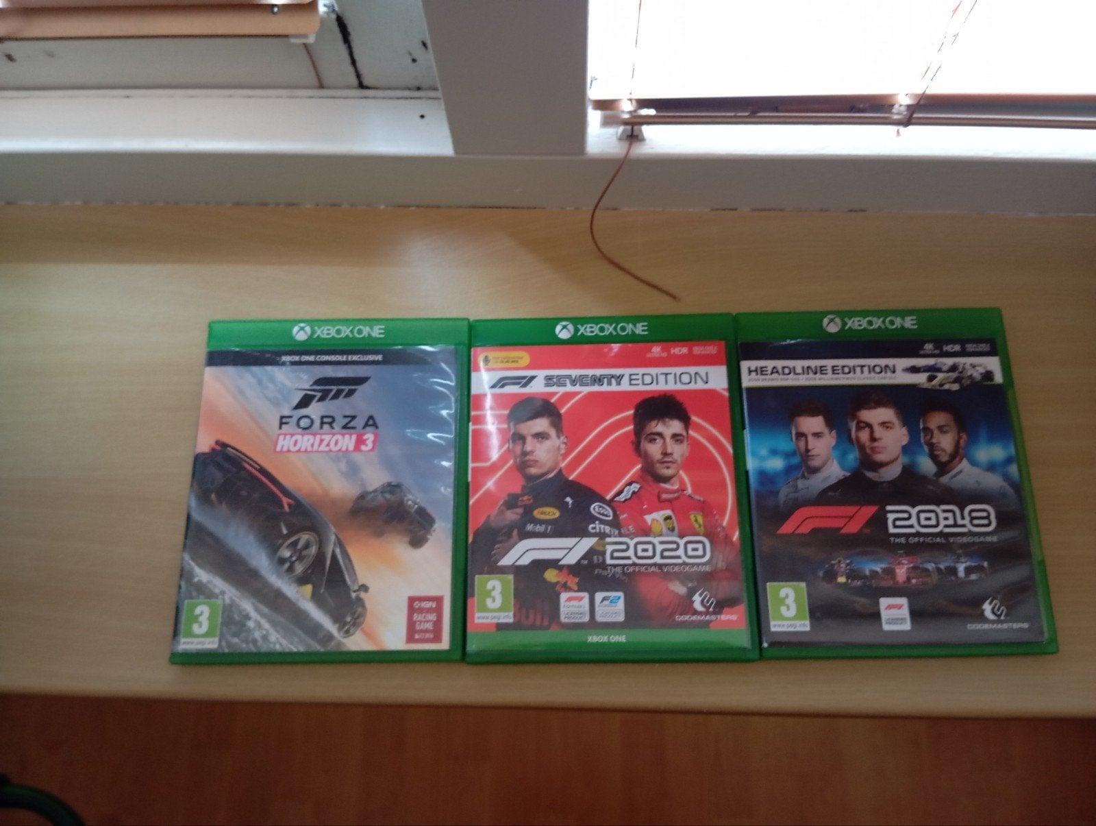 Xbox One Race Games: Forza Horizon 3, F1 2020, F1 2018, Verzenden, 1 speler, Racen en Vliegen, Zo goed als nieuw