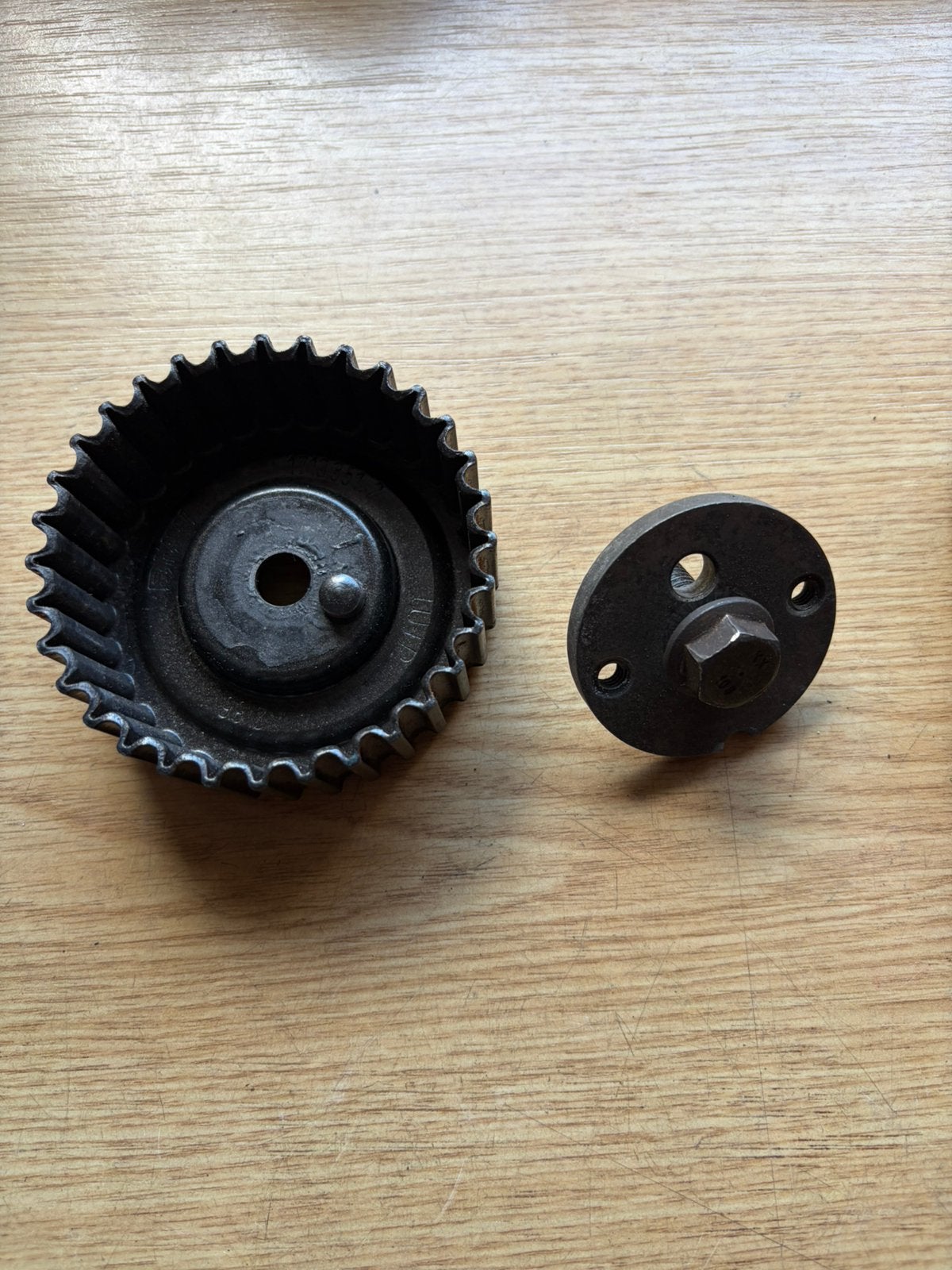 Bmw E30 M20B25 Nokkenastandwiel en Oliepomptandwiel, Ophalen, Gebruikt, BMW