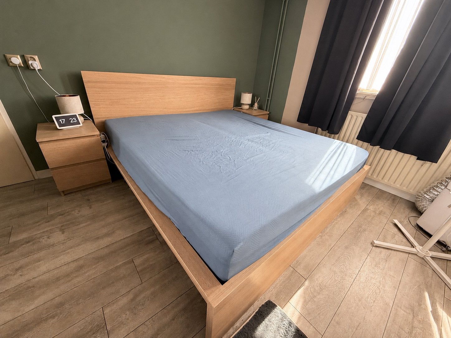 Ikea MALM - Tweepersoonsbed 180x200 met nachtkastjes, Ophalen, Gebruikt, Beige, Tweepersoons