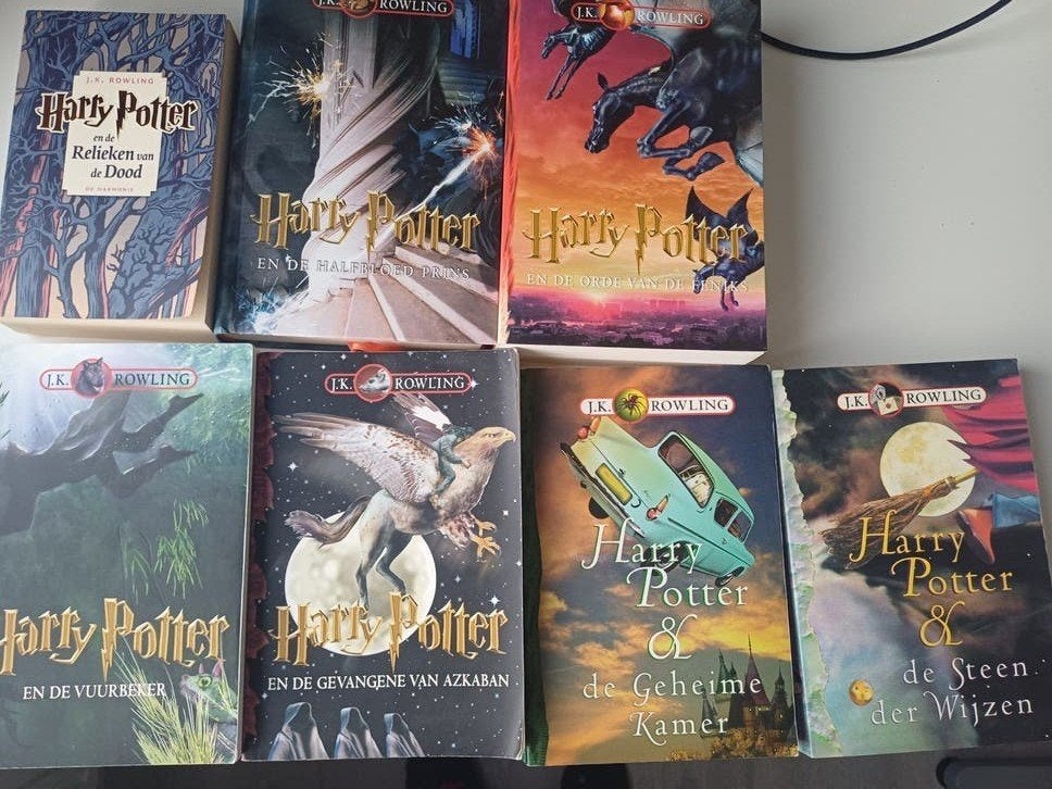 Harry Potter Boekenreeks - Complete Set (7 boeken), Ophalen, Zo goed als nieuw, J.K. Rowling