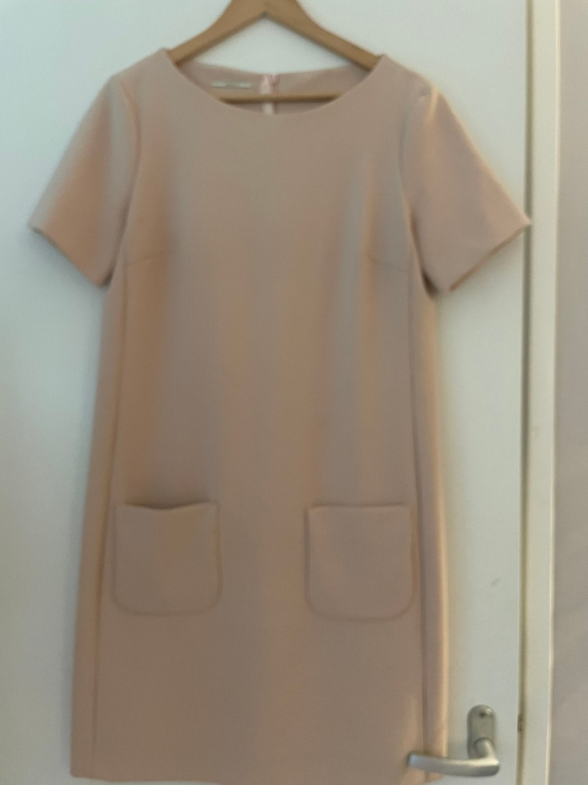 Vanilia licht roze gevoerde jurk, Kleding | Dames, Jurken, Maat 38/40 (M), Ophalen of Verzenden, Zo goed als nieuw, Knielengte