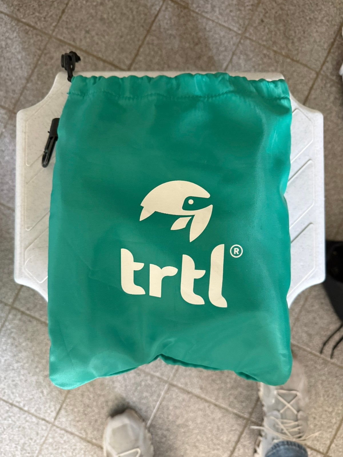 Trtl (Turtle) nekrust voor in vliegtuig, Ophalen of Verzenden