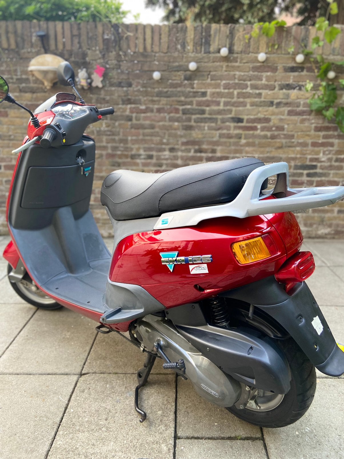 Piaggio SKR 125cc Nieuwstaat, Fietsen en Brommers, Scooters | Piaggio, Ophalen, Nieuw, 125 cc