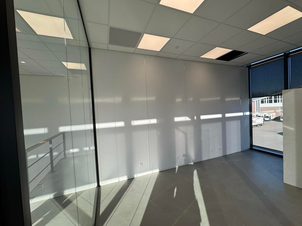 Glaswand kantoor glaswand incl montage v.a. €275/m², Werkplek, Ophalen of Verzenden, Gebruikt, Inrichting