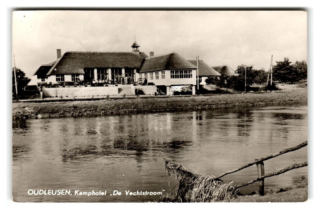 Oudleusen, Kamphotel "De Vechtstroom", Verzamelen, Ansichtkaarten | Nederland, Verzenden, 1960 tot 1980, Gelopen, Overijssel