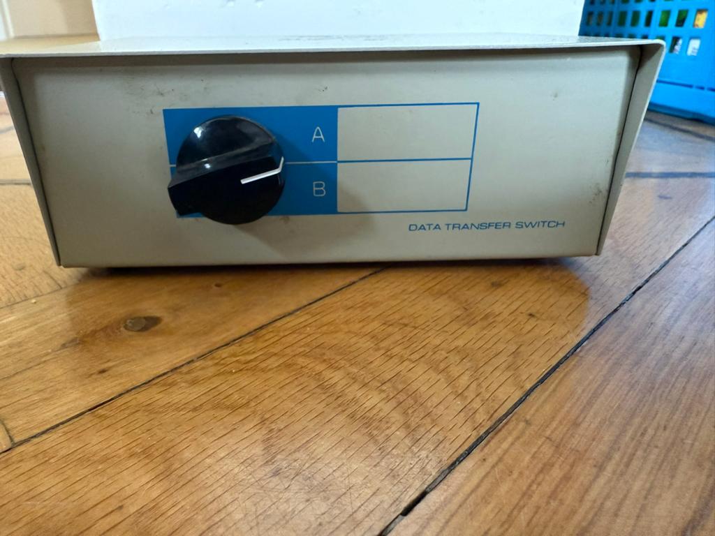Data transfer switch A/B, Ophalen of Verzenden, Gebruikt, Overige typen