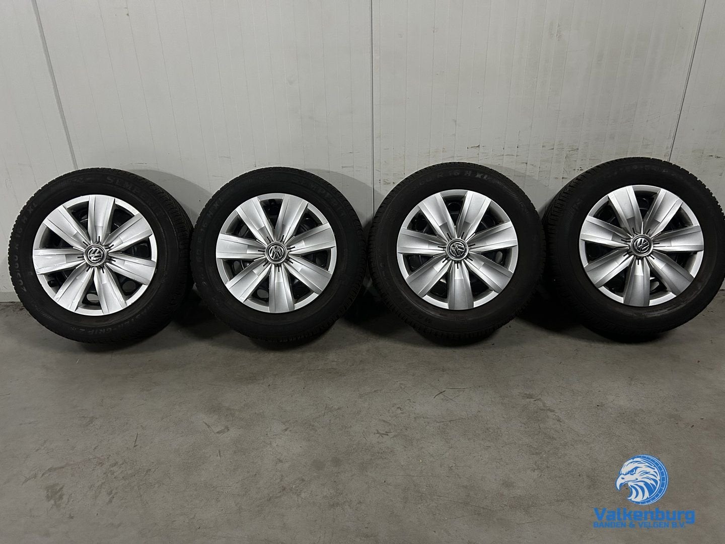 8mm! Originele VW Caddy T-Roc Passat Audi Q2 Skoda Karoq 16, -, Banden en Velgen, Nieuw, -