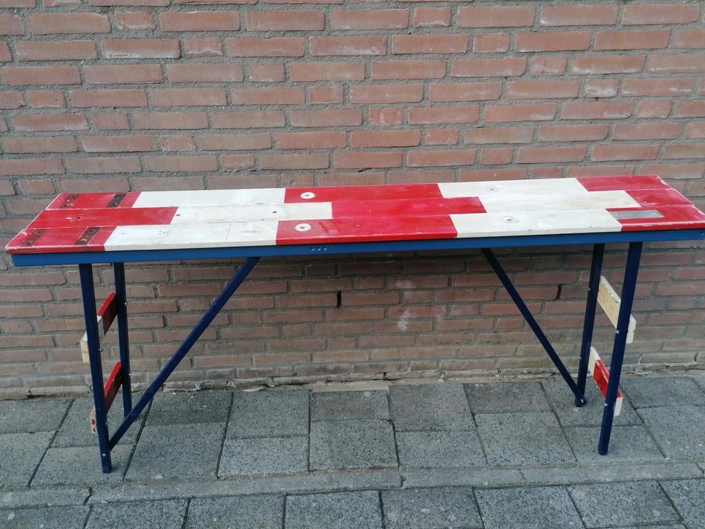 Unieke handgemaakte tafel van gerecycled hout, Gebruikt, Industrieel, gerecycled, uniek, Tot twee personen, 50 tot 100 cm