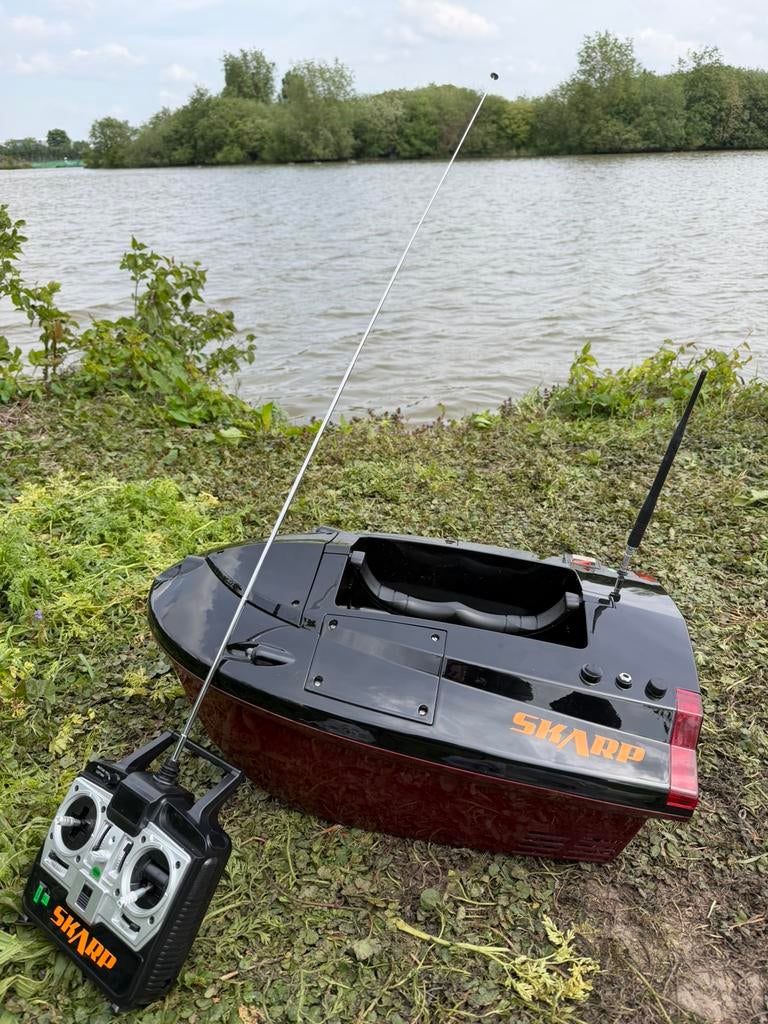 Skarp voerboot - twee nieuwe accu’s, Ophalen of Verzenden, Zo goed als nieuw, Overige typen