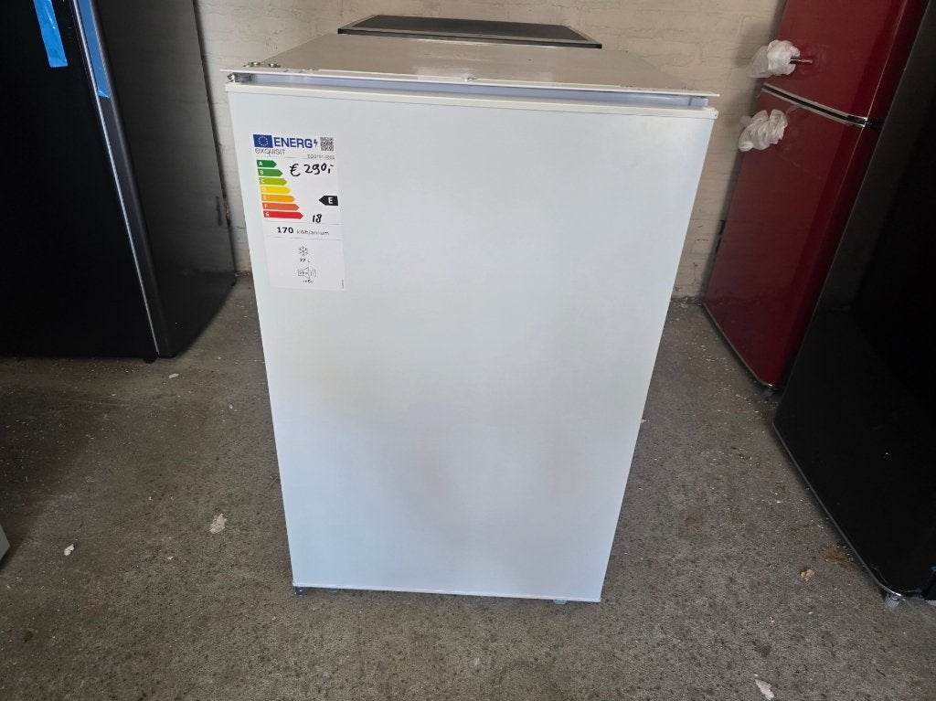 Nieuwe inbouw vrieskast 87 hoog sleepdeur systeem E klasse, Nieuw, Minder dan 60 cm, Ophalen of Verzenden, Energieklasse A of zuiniger