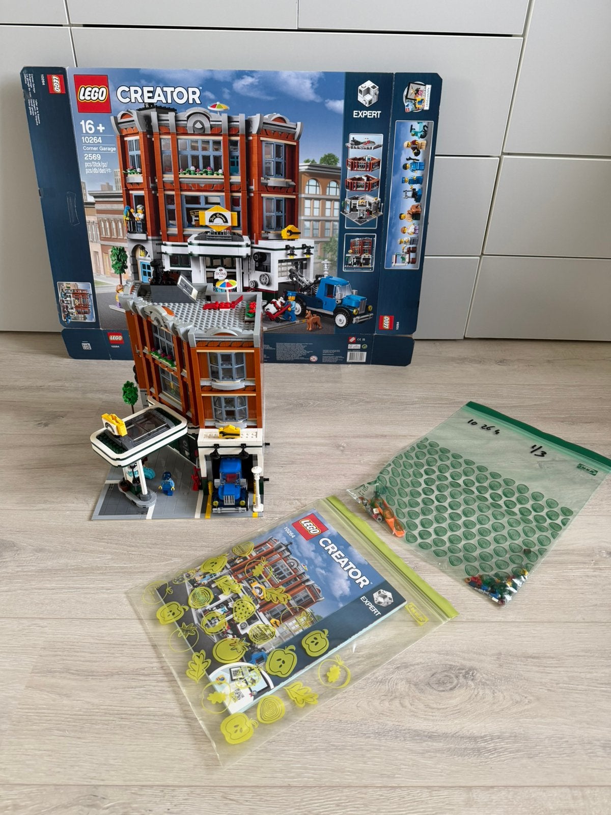 Lego 10264 Corner Garage, Kinderen en Baby's, Ophalen, Gebruikt, Lego, Compleet