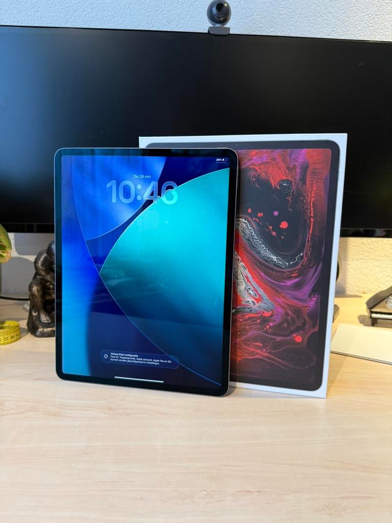 Ipad pro 12.9 - 2018 + hoes + keyboard + accecoires, Ophalen of Verzenden, Apple iPad Pro, 64 GB, Wi-Fi