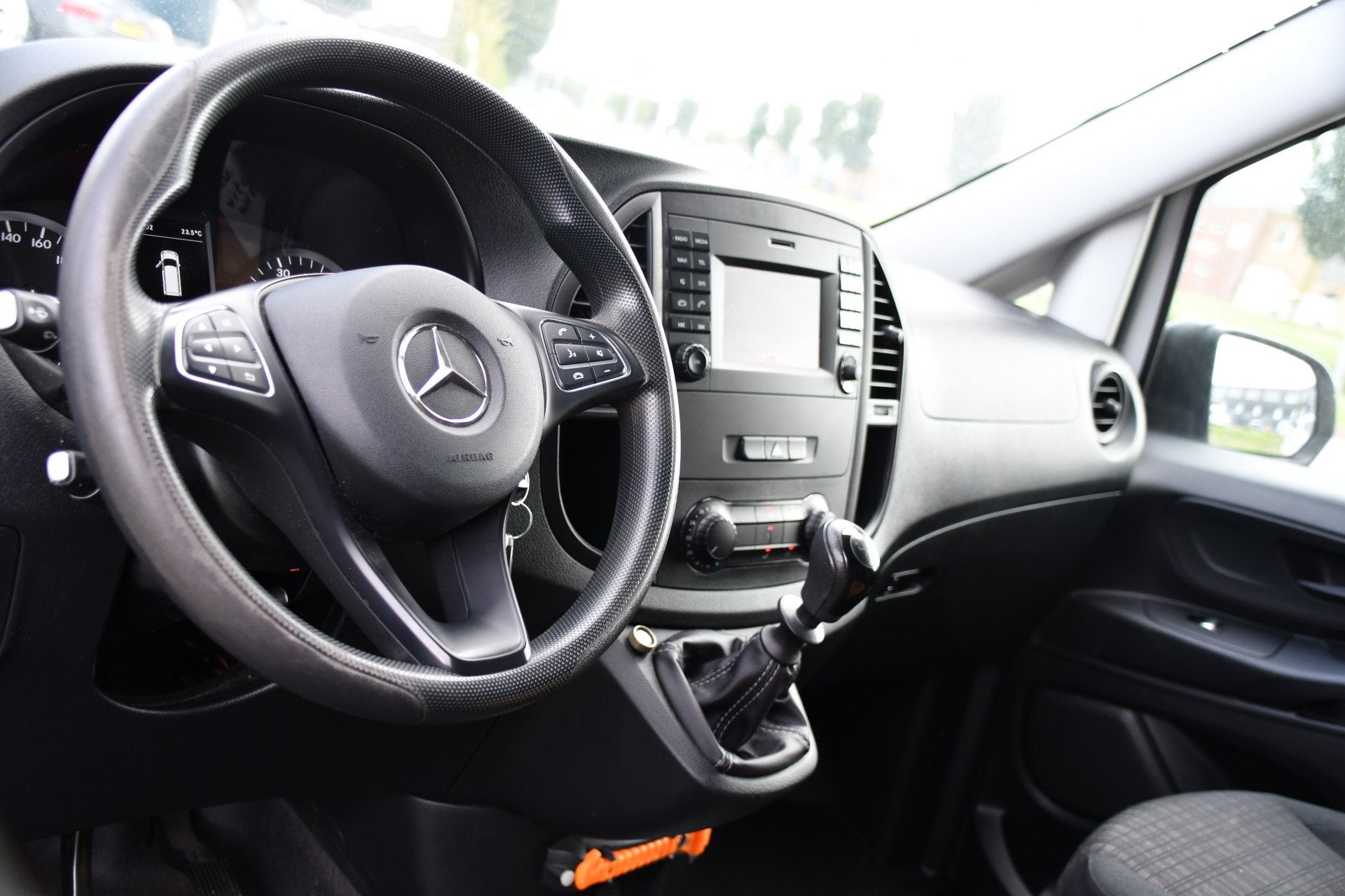 Mercedes-Benz Vito 111 CDI L2 Edition Camera, Cruise, Airco,, Voorwielaandrijving, Stof, Euro 6, 4 cilinders