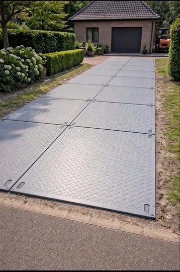 Robuuste kunststof rijplaten voor tijdelijke oprit of pad, Kunststof, Gebruikt, Overige typen, Ophalen of Verzenden