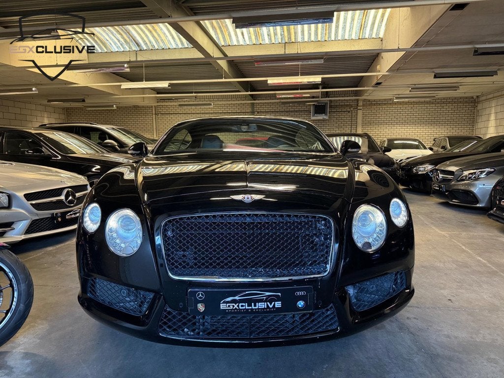 Bentley Continental GT 4.0 V8 Luchtvering/Keyless/Bose, Auto's, Automaat, Euro 5, Zwart, Leder