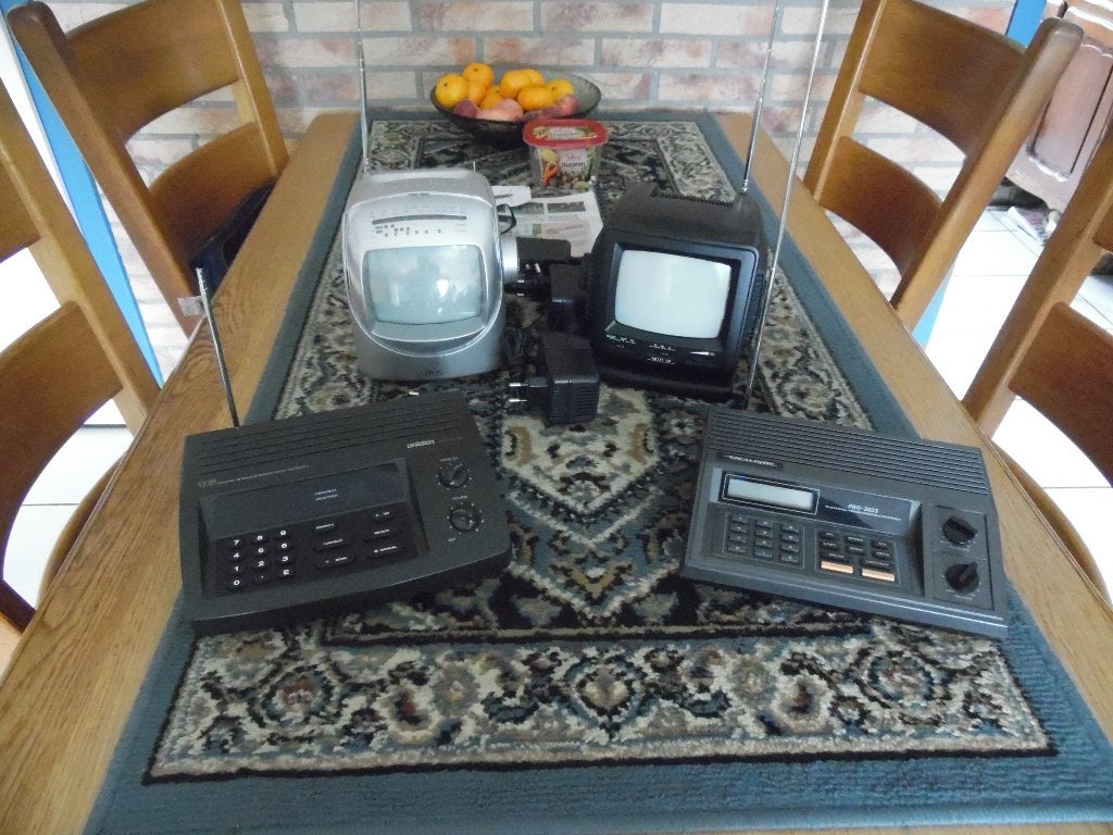 scanners/ draagbare tv, Ophalen of Verzenden, Gebruikt, Minder dan 30 kanalen, Draagbaar