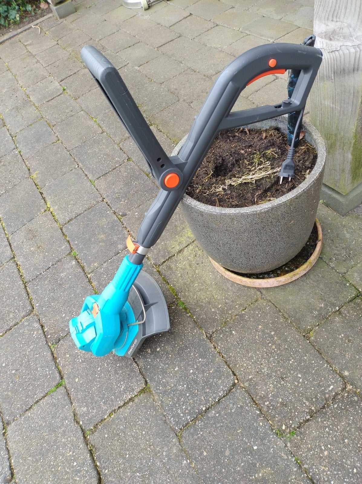 Gardena kantjes trimmer, Ophalen