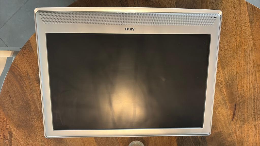 Akai LCD TV/DVD combi met afstandsbediening, Audio, Tv en Foto, Televisies, Overige merken, Gebruikt, Ophalen of Verzenden, 40 tot 60 cm