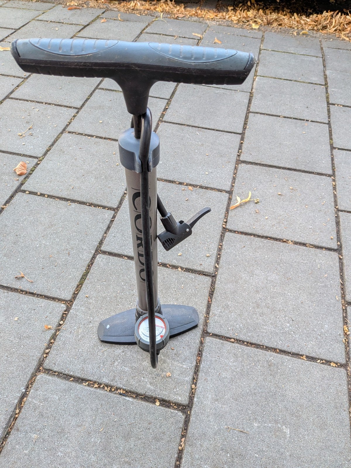 Cordo fietspomp met drukmeter, Ophalen, Drukmeter, Gebruikt