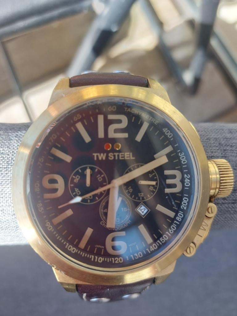 TW Steel Horloge - Goudkleurig met Bruin Lederen Band, Ophalen of Verzenden