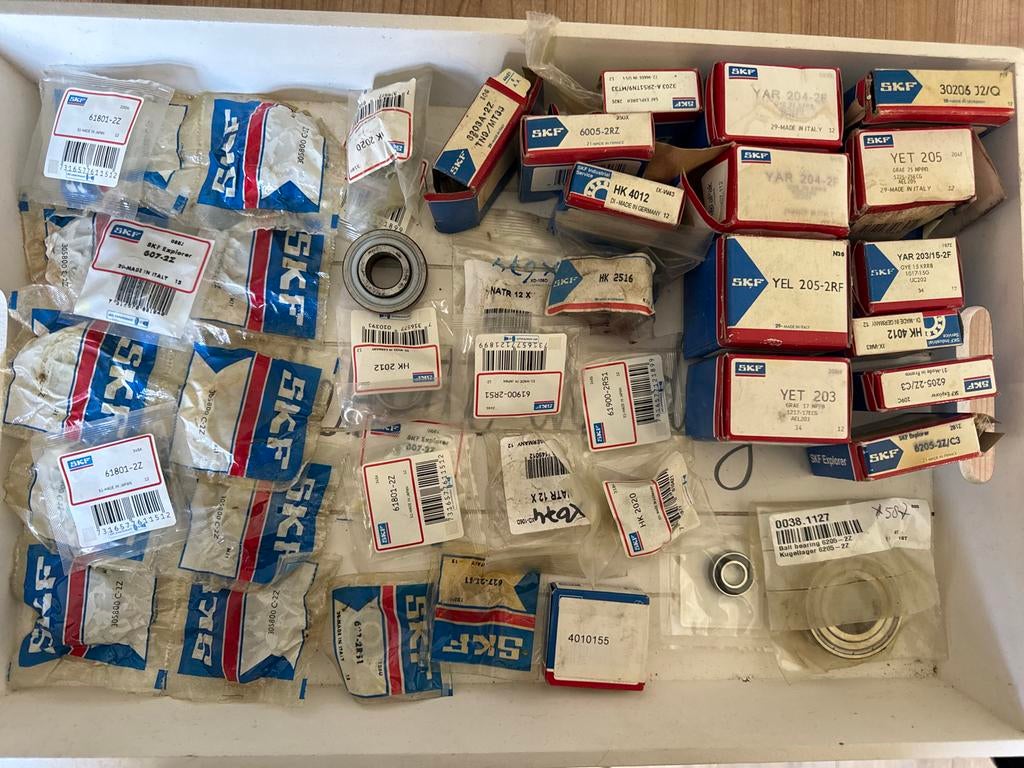Grote partij SKF lagers en wiellagers - Diverse types, Auto-onderdelen, Motor en Toebehoren, Universele onderdelen, Nieuw, Ophalen of Verzenden