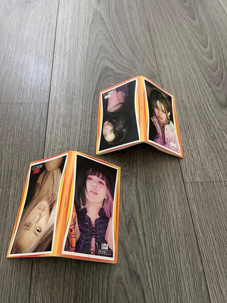Blackpink boekjes, Verzamelen, Muziek, Artiesten en Beroemdheden, Ophalen of Verzenden, Zo goed als nieuw, Boek, Tijdschrift of Artikel