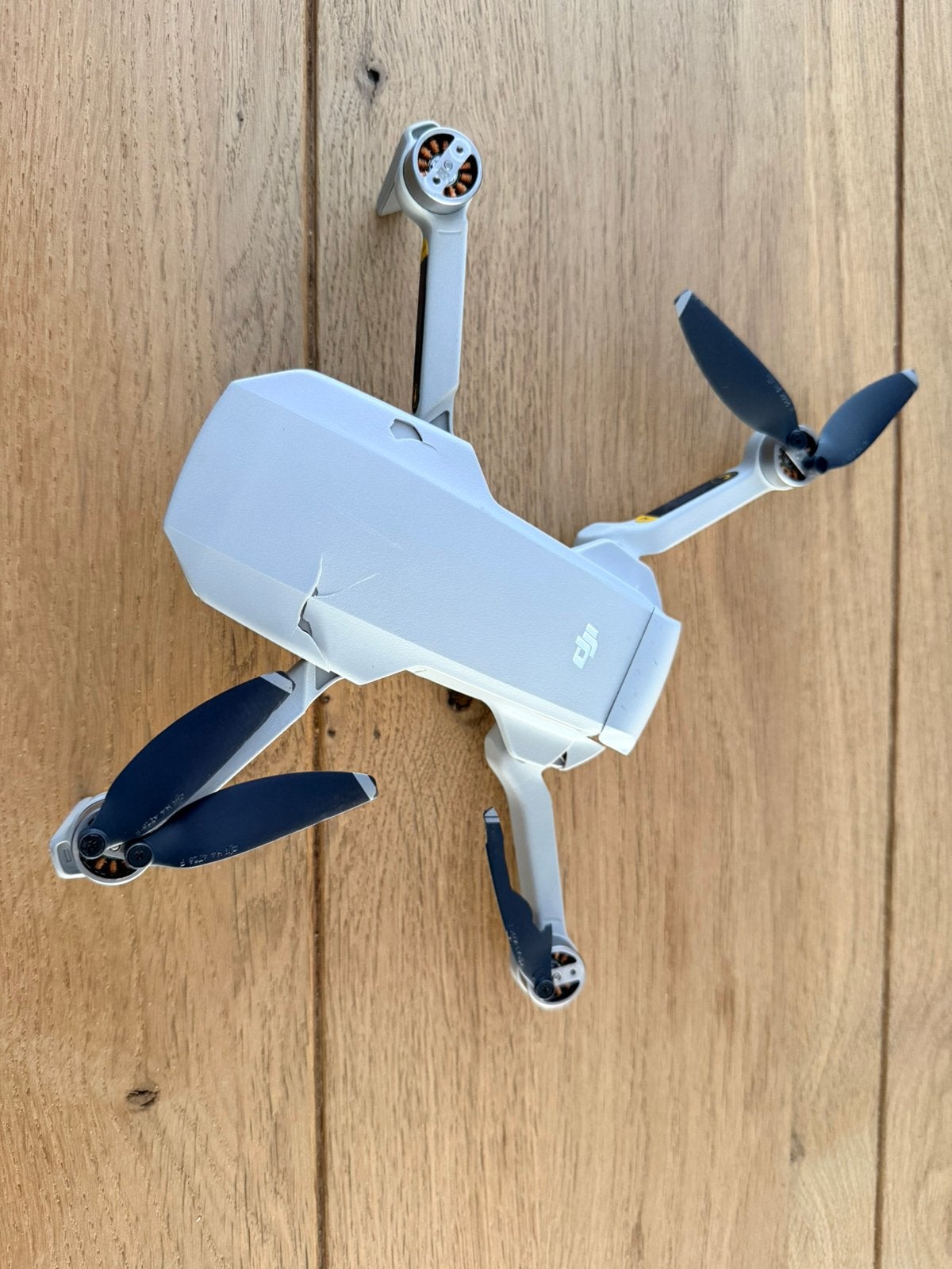Te koop DJI Spark 2 ( schade ), Cameradrone, 1 tot 5 kilometer, Niet werkend, Minder dan 250 gram
