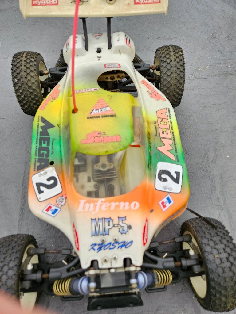 Vintage Kyosho Inferno MP-5 1/8 nitro Buggy, Hobby en Vrije tijd, Gebruikt, Auto offroad, Ophalen of Verzenden, Nitro