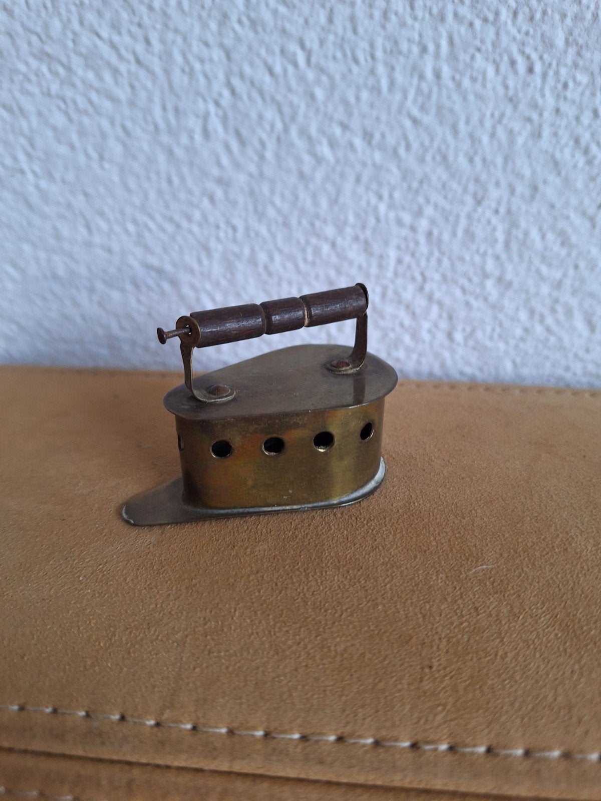 Antiek miniatuur strijkijzer - messing, Ophalen