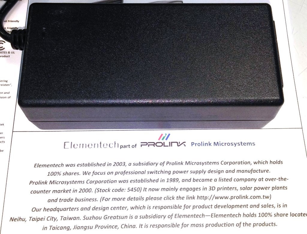 Elementech AU1361203N 12V 3A 36W AC DC Adapter Oplader, Ophalen of Verzenden, Zo goed als nieuw