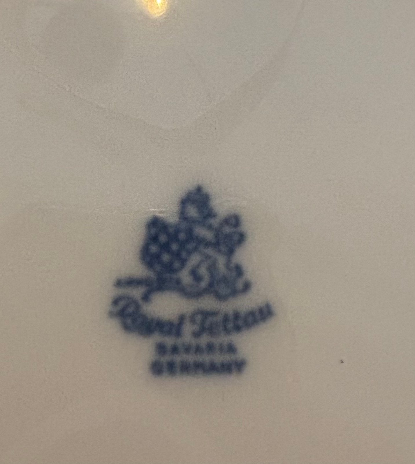 Royall Tettau bavaria germanie, Ophalen