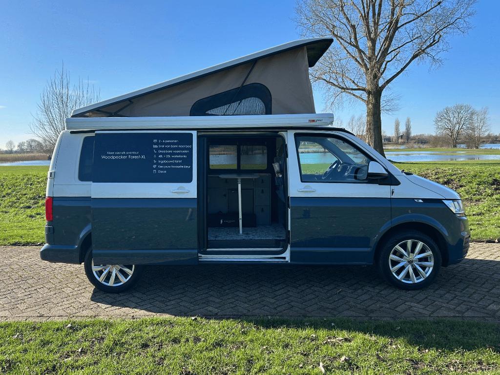 Woodpecker 4 persoons buscamper. Volkswagen T6.1 verlengd, Buscamper of Camperbus, Koelkast, Volkswagen, Bedrijf