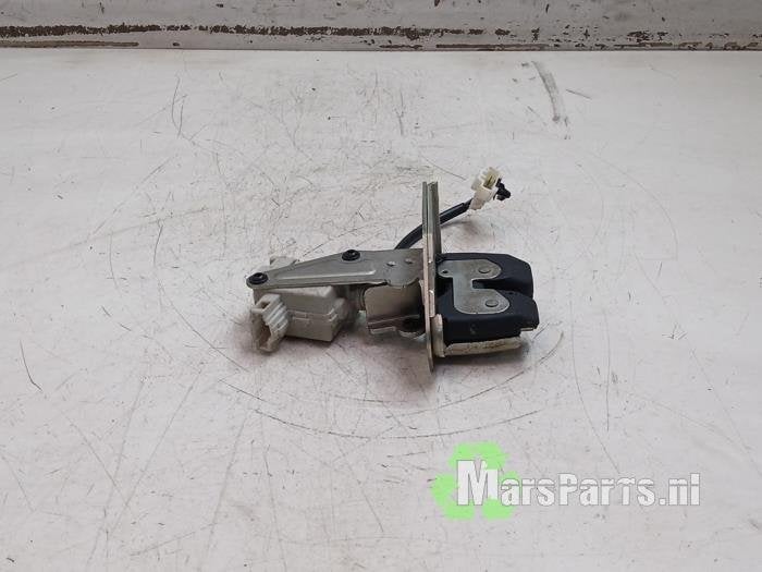 Slotmechaniek Achterklep van een Mitsubishi Colt, Gebruikt, -, -, Ophalen of Verzenden