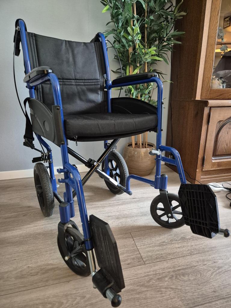 Rolstoel Drive inklapbaar  zgan € 75,-, Zo goed als nieuw, Duwrolstoel, Inklapbaar, Ophalen of Verzenden