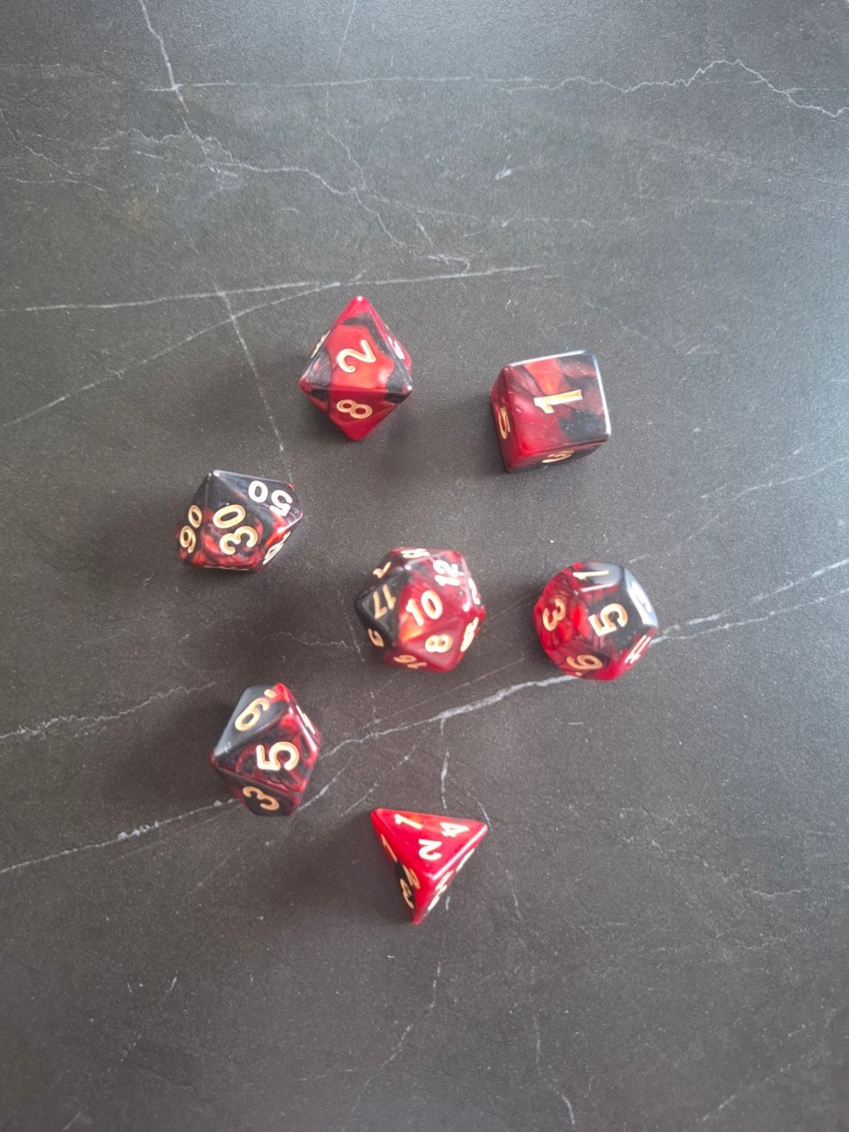 Dungeons and Dragons dobbelstenen, Hobby en Vrije tijd, Gezelschapsspellen | Bordspellen, Vijf spelers of meer, Ophalen of Verzenden