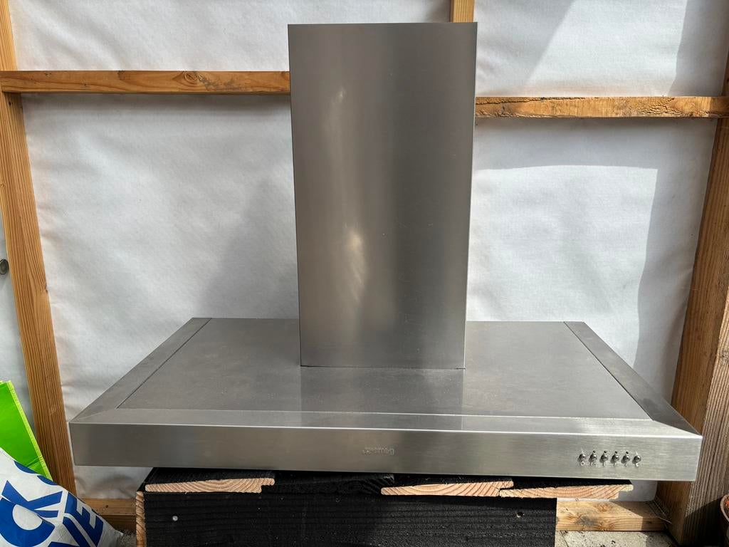 Smeg 90cm afzuigkap, Ophalen, Wandschouwkap, Zo goed als nieuw, 400 tot 600 m³ per uur