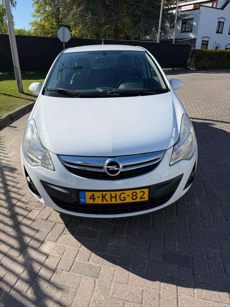 Opel Corsa 1.2 16V 5D 2013 Wit, Voorwielaandrijving, 1063 kg, Zwart, 4 cilinders